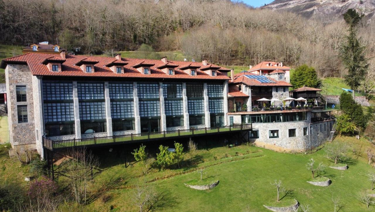 Hotel Mirador De La Cepada Cangas de Onís Exterior photo