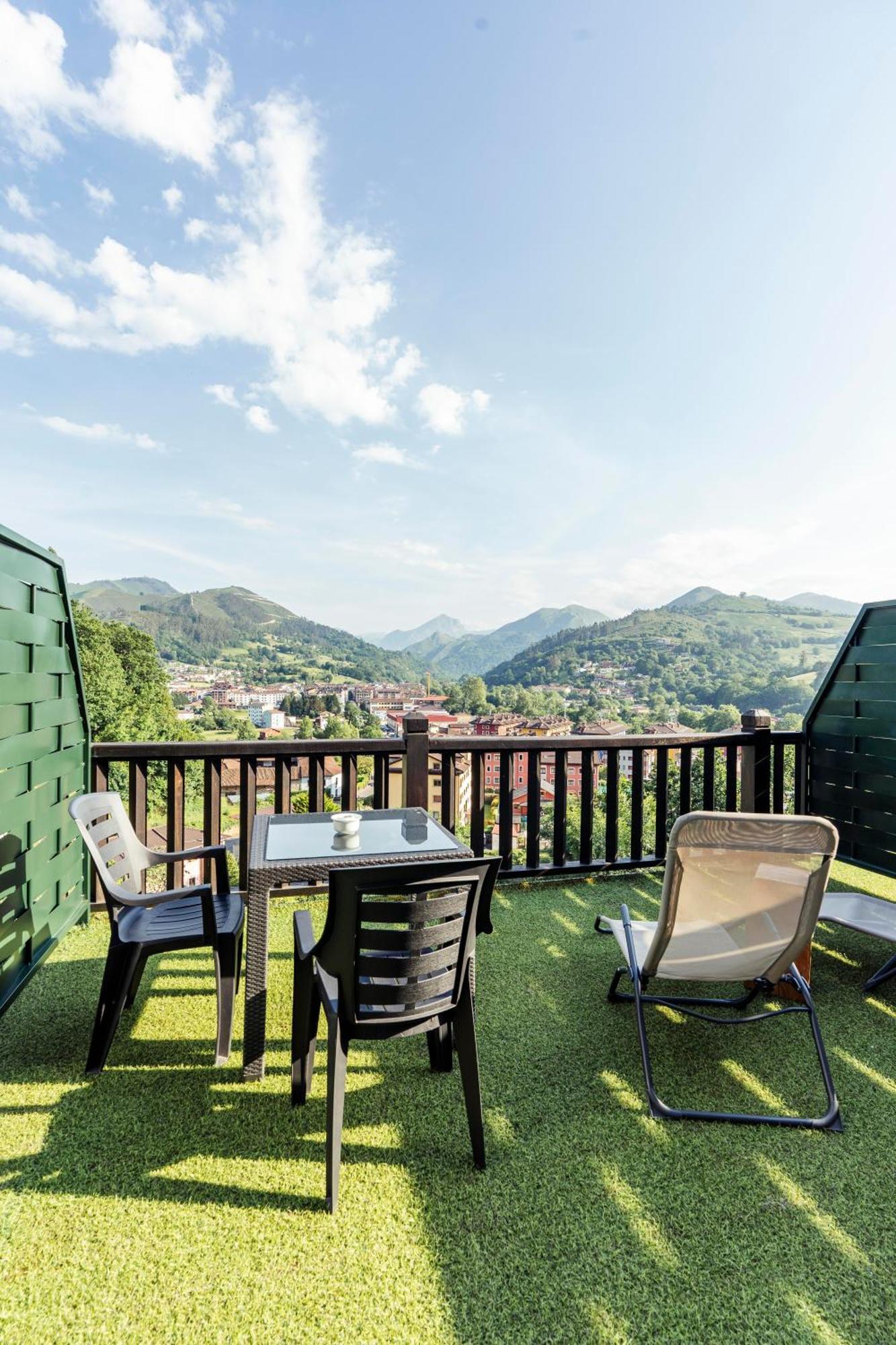 Hotel Mirador De La Cepada Cangas de Onís Exterior photo